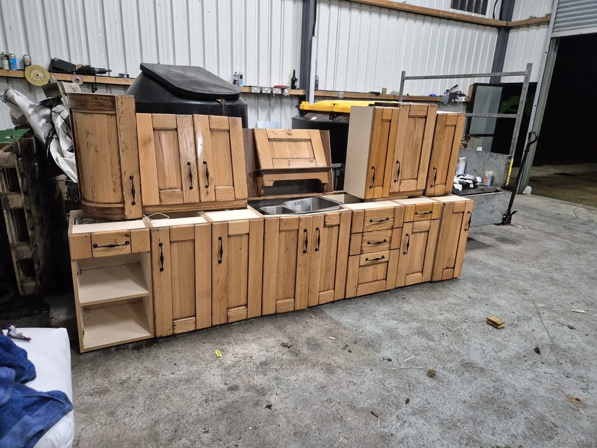 Kitchen units - Image 3