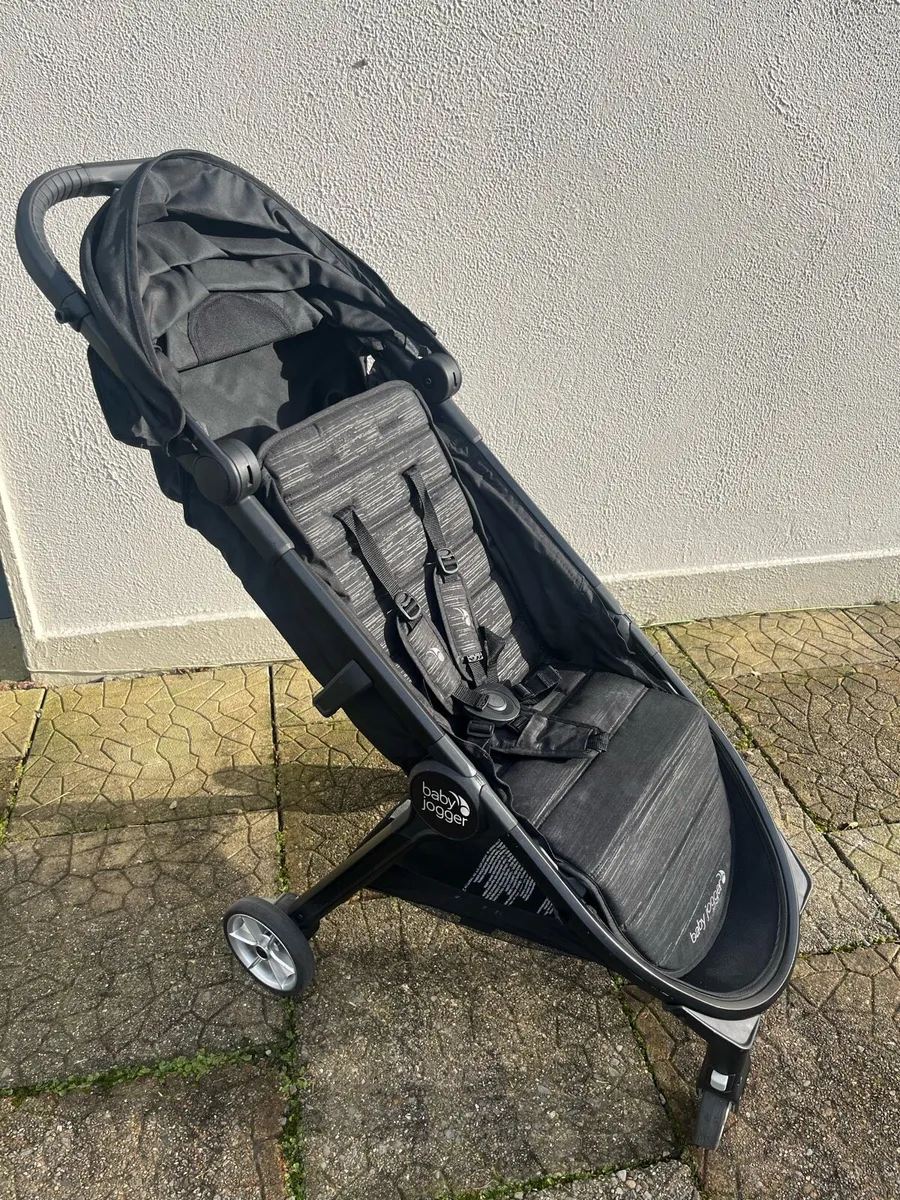 Baby Jogger City Tour 2 Travel Pushchair - Image 1