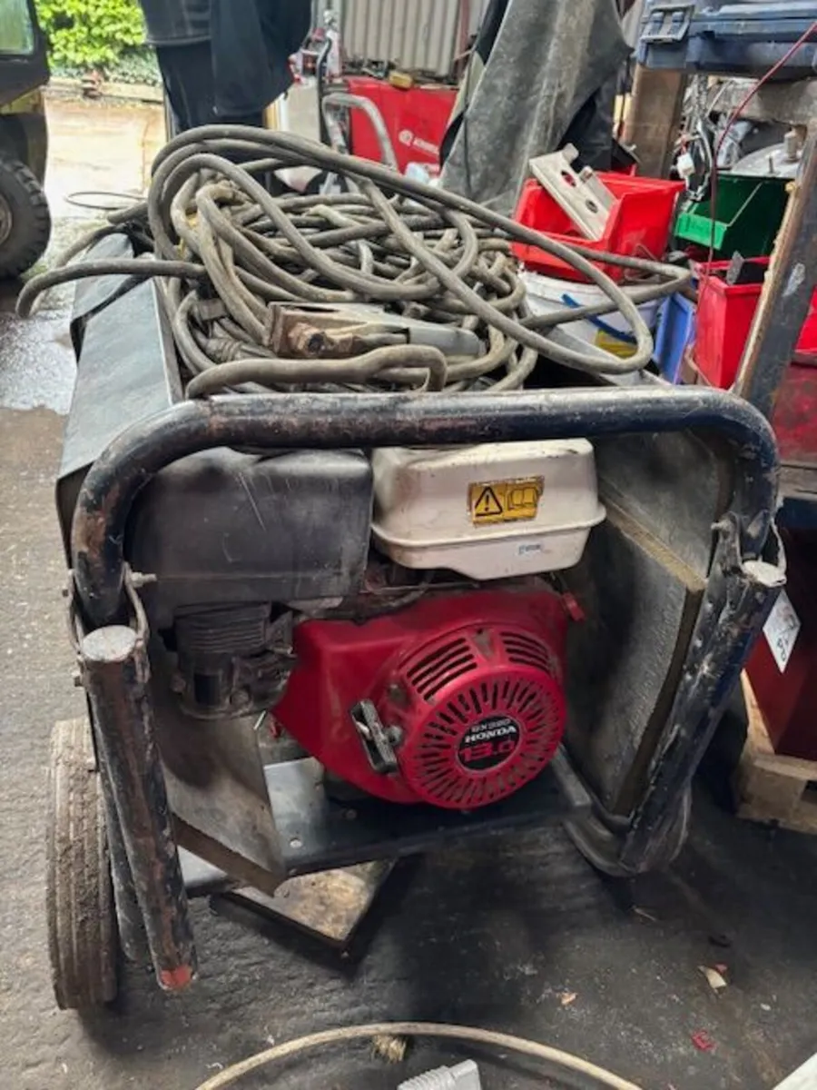 Welder/Generator - Image 2