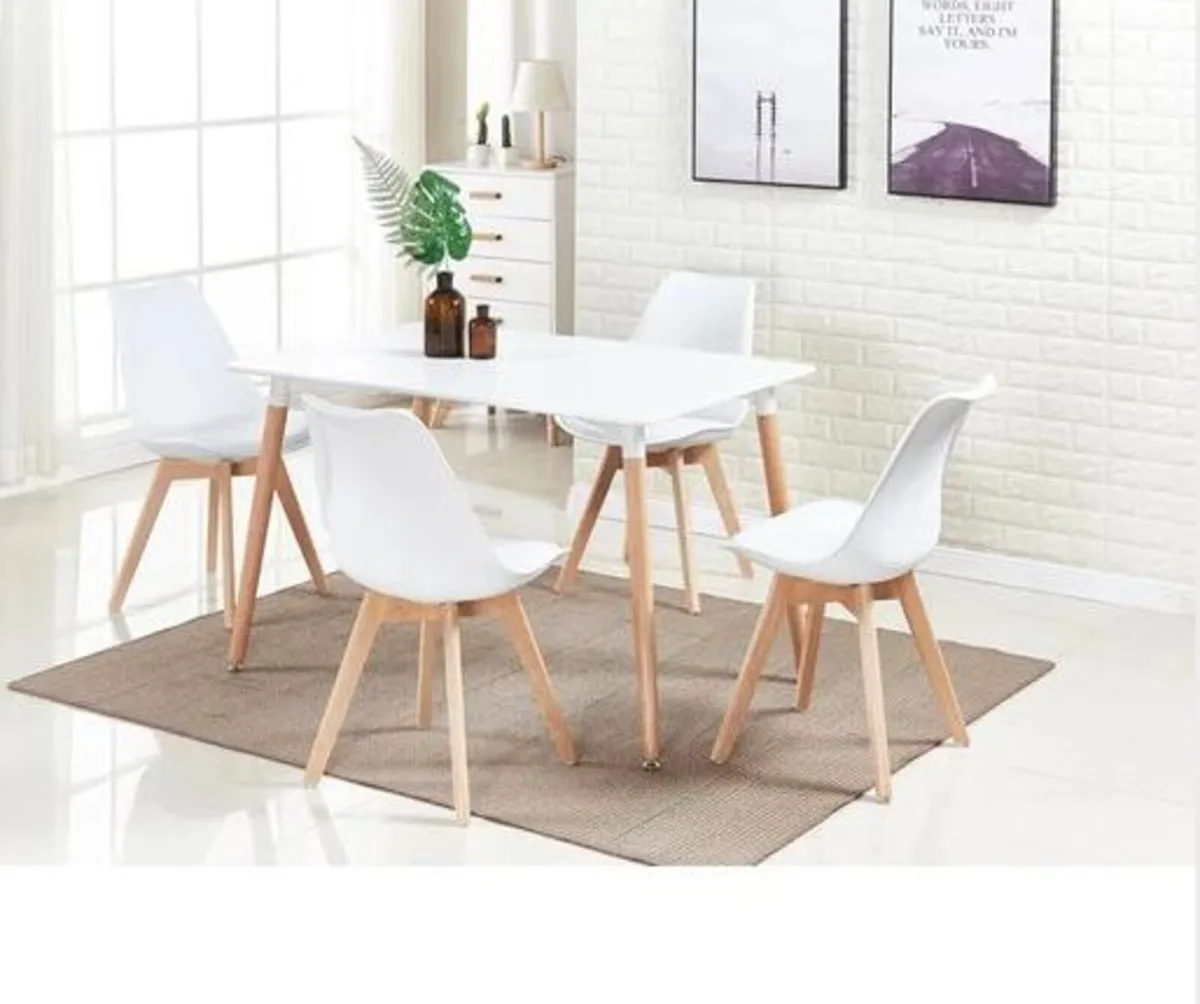 Thomasin Side Chair (Set of 4) - Image 4