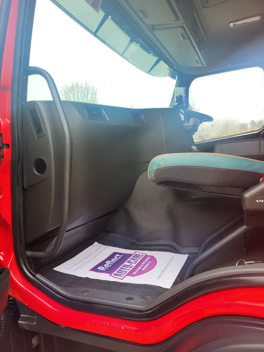 Grab lorry! tar/tipper for sale - Image 3