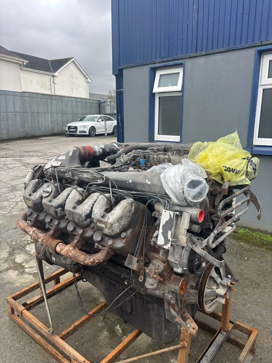 Scania Engine 144 530 V8 - Image 1