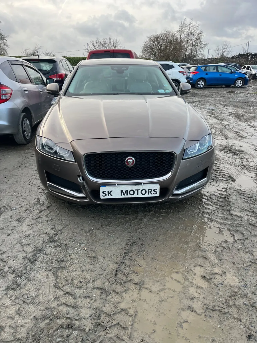 16  jag  2. 0.  Auto - Image 1