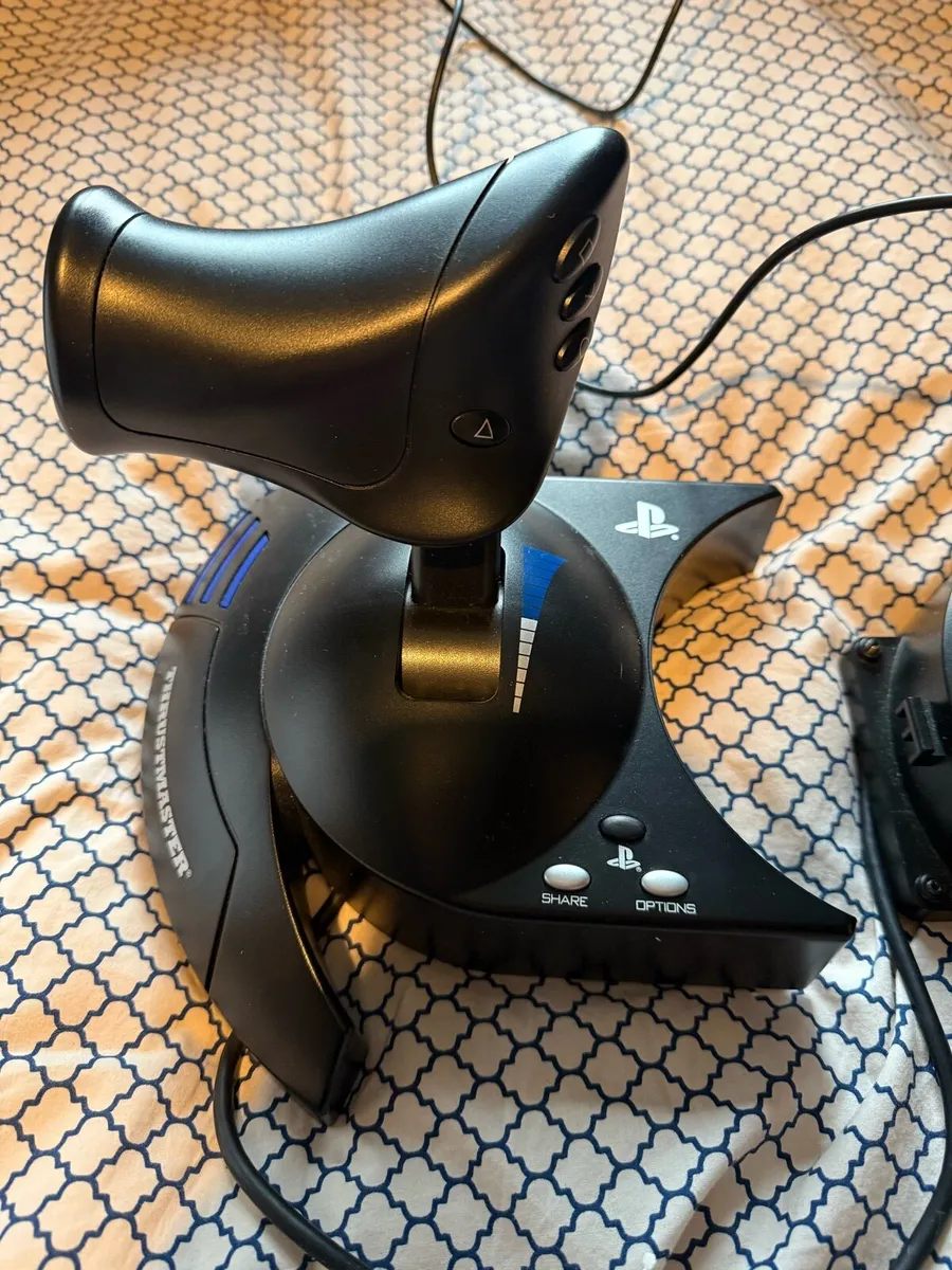 T. Flight HOTAS 4 - Image 4