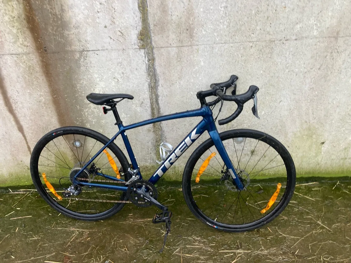 TREK Domane Racing Bike - Image 1