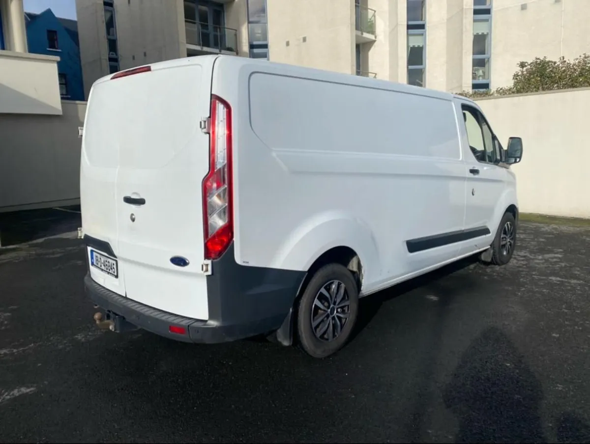 Ford Transit Custom 2018 LWB. ( No VAT) - Image 4