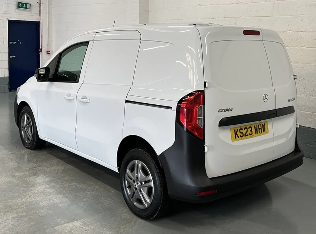 2023 Mercedes-Benz Citan Panel Van - Image 3