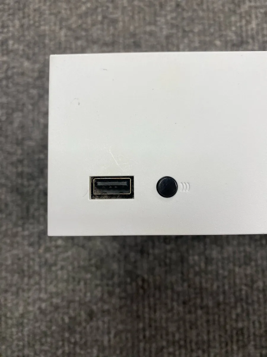 Xbox Series S - Image 2