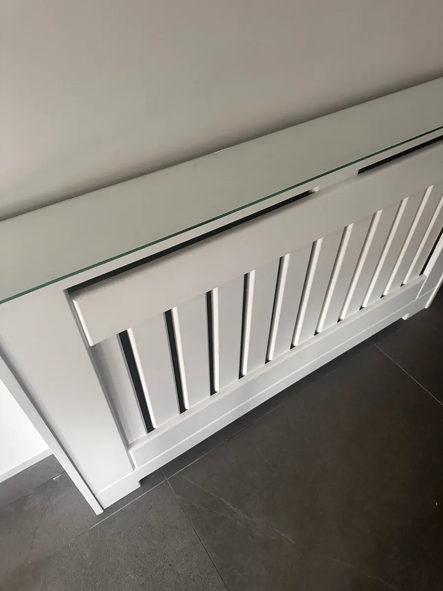 Radiator cover - Image 2