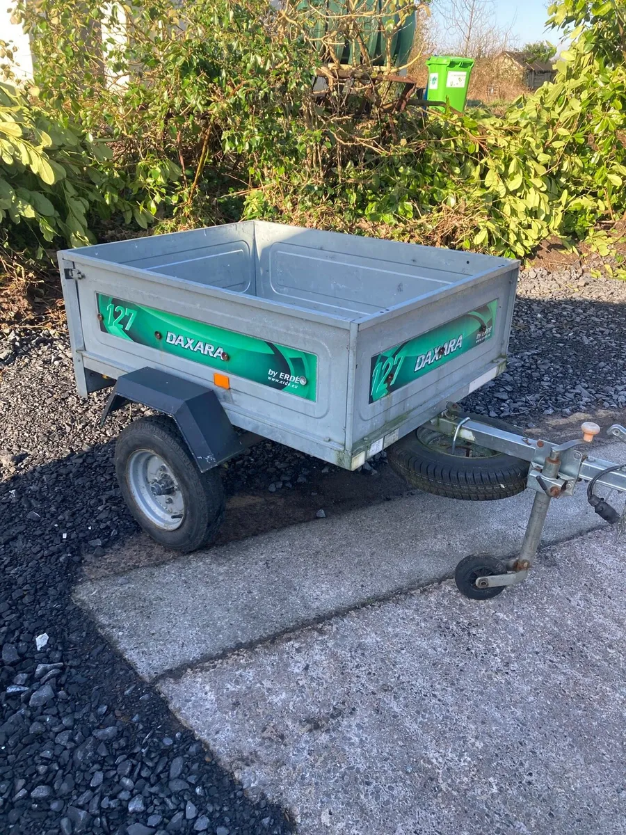 Camping trailer - Image 1