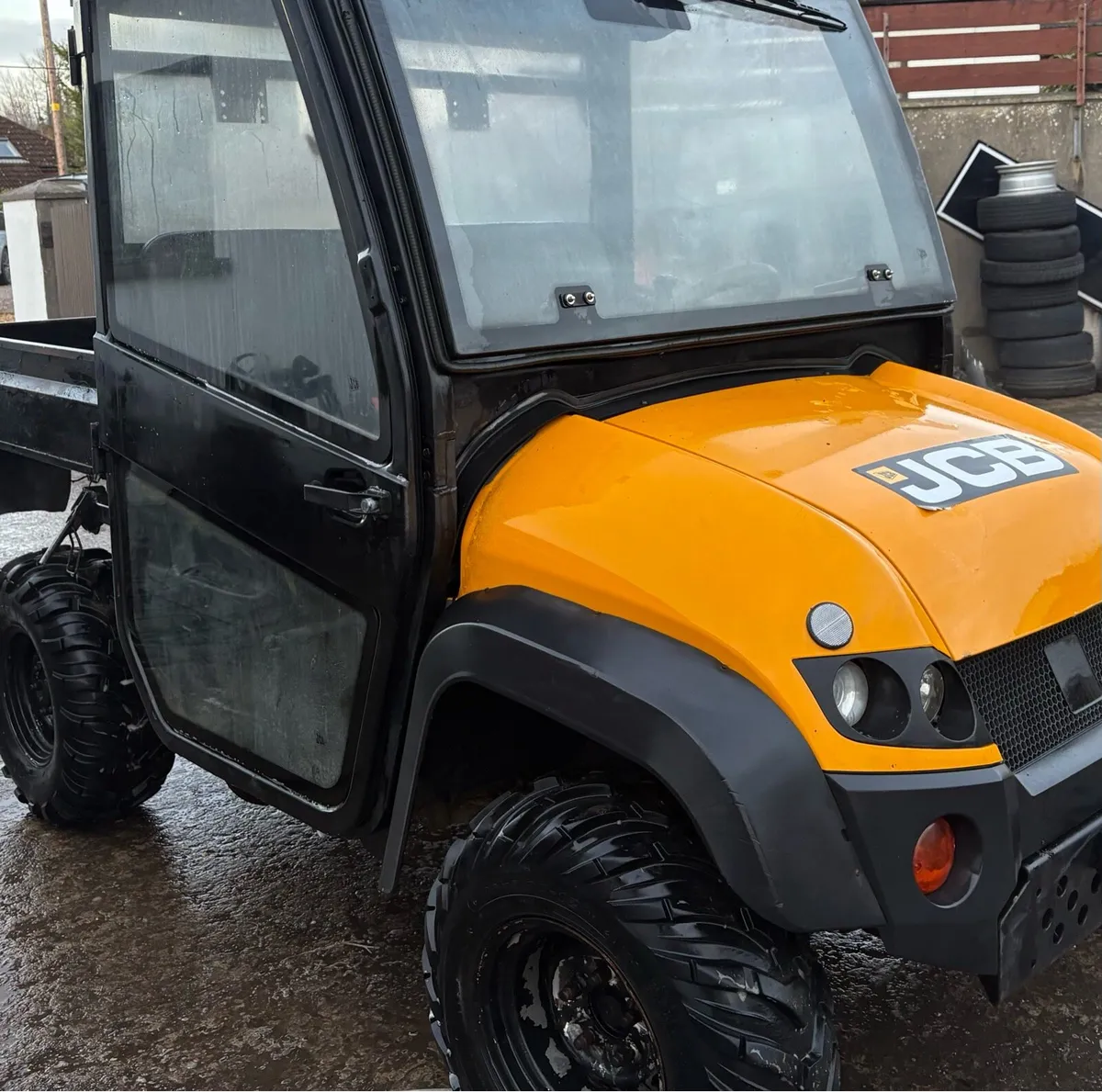 JCB Diesel Gator . Road Registered . - Image 3