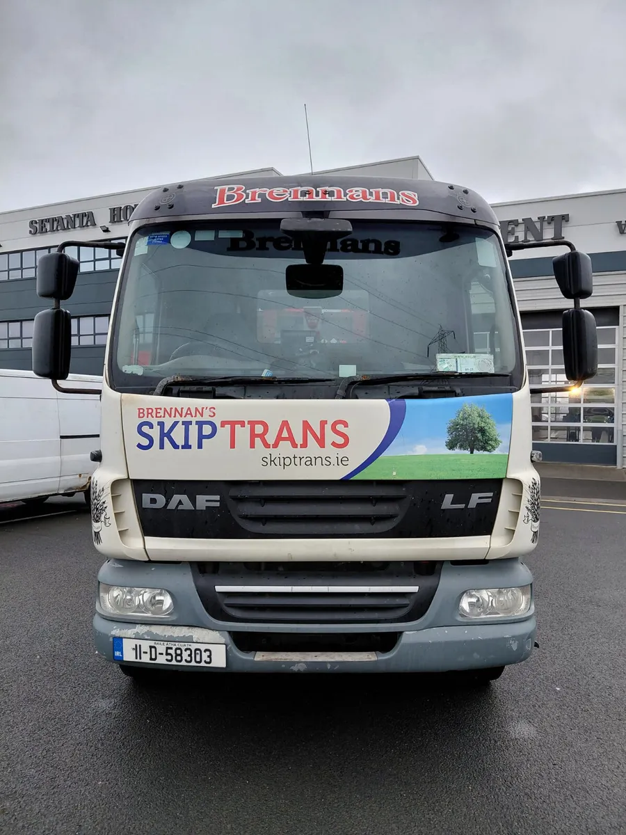 DAF CF 55.220 2011 - Image 1