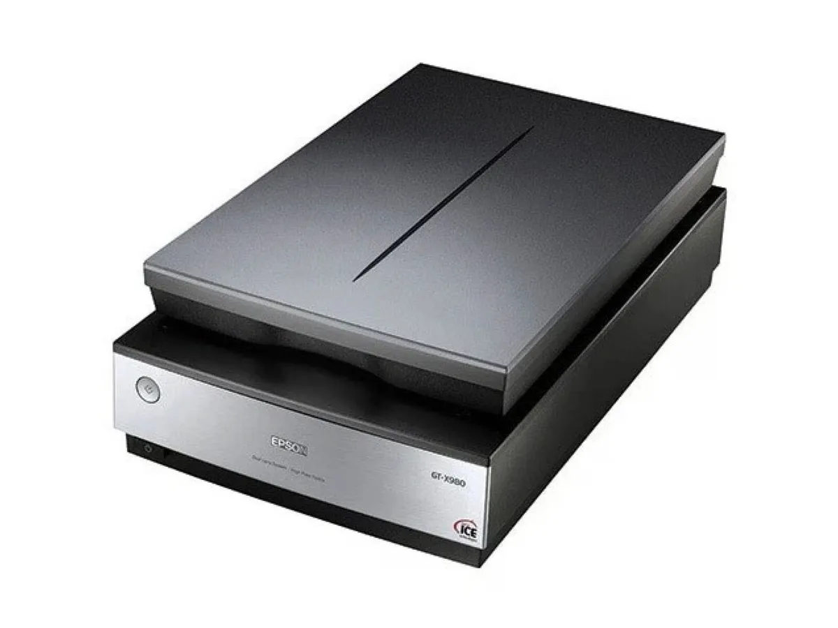 Epson Perfection V850 Pro Scanner - Image 1