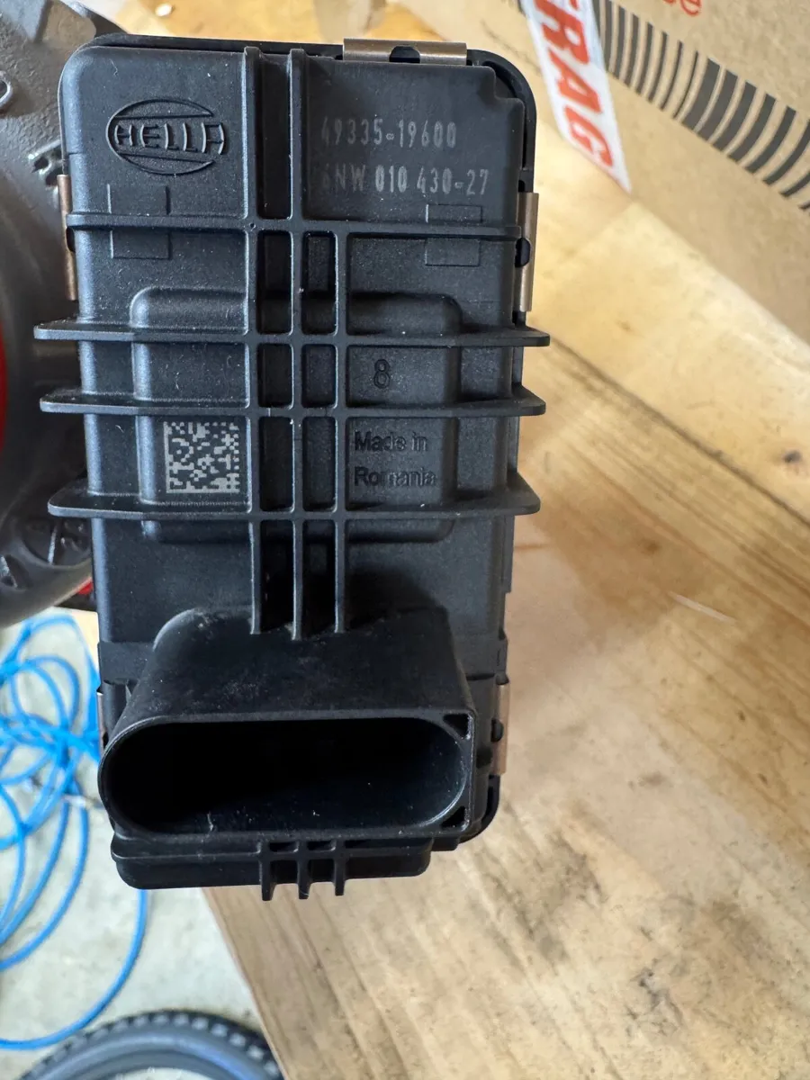 Genuine Landrover Turbo - Image 4