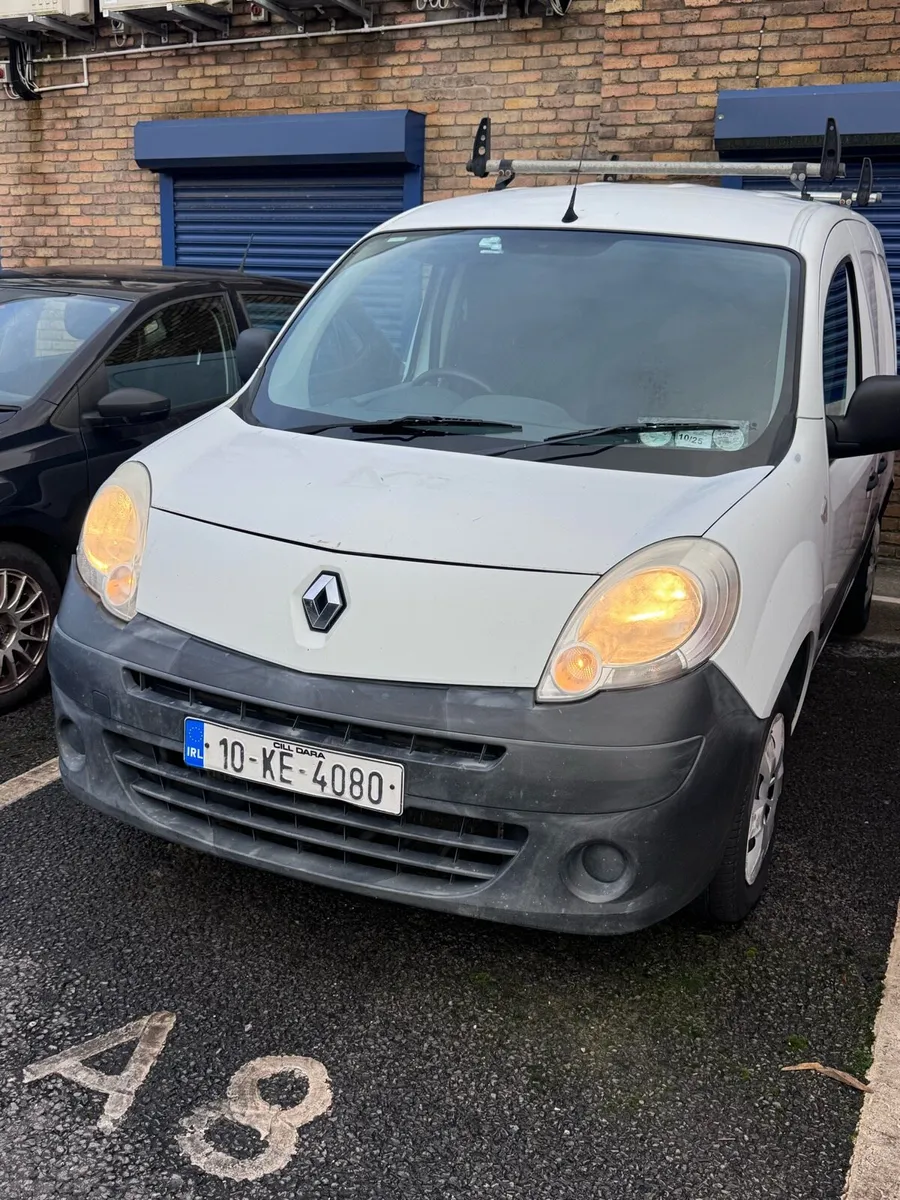 2010 Renault Kangoo 1.5DCI - Image 1