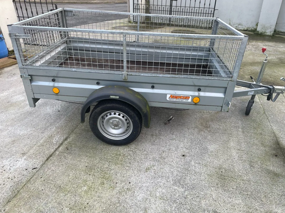 Neptun trailer - Image 4