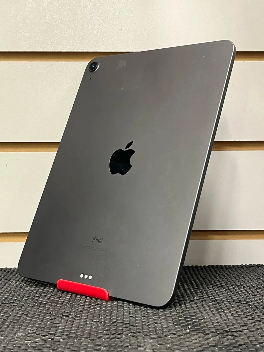 iPad Air 4th Gen 256GB - Image 1