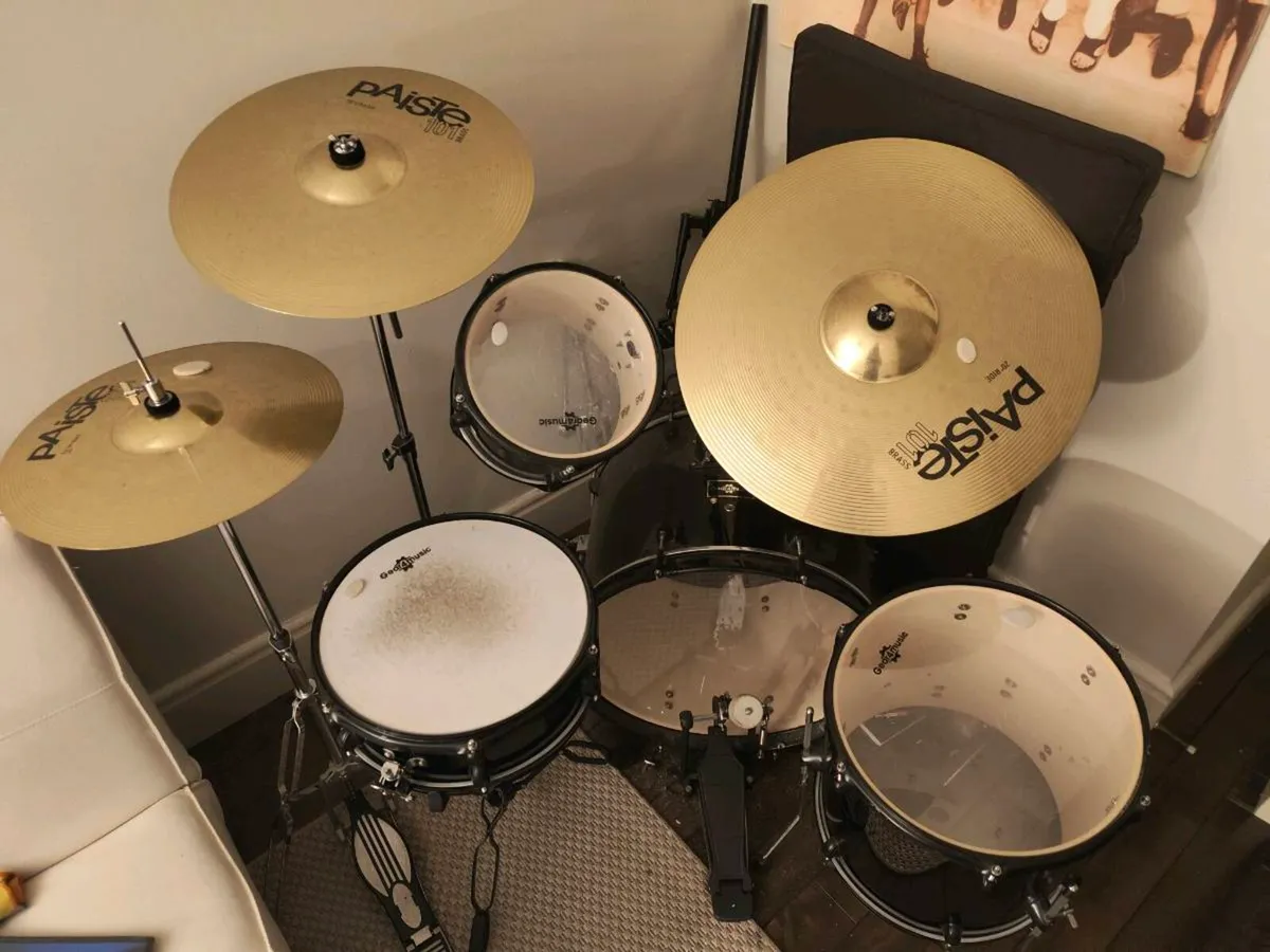 Gear4music/Paiste drumkit