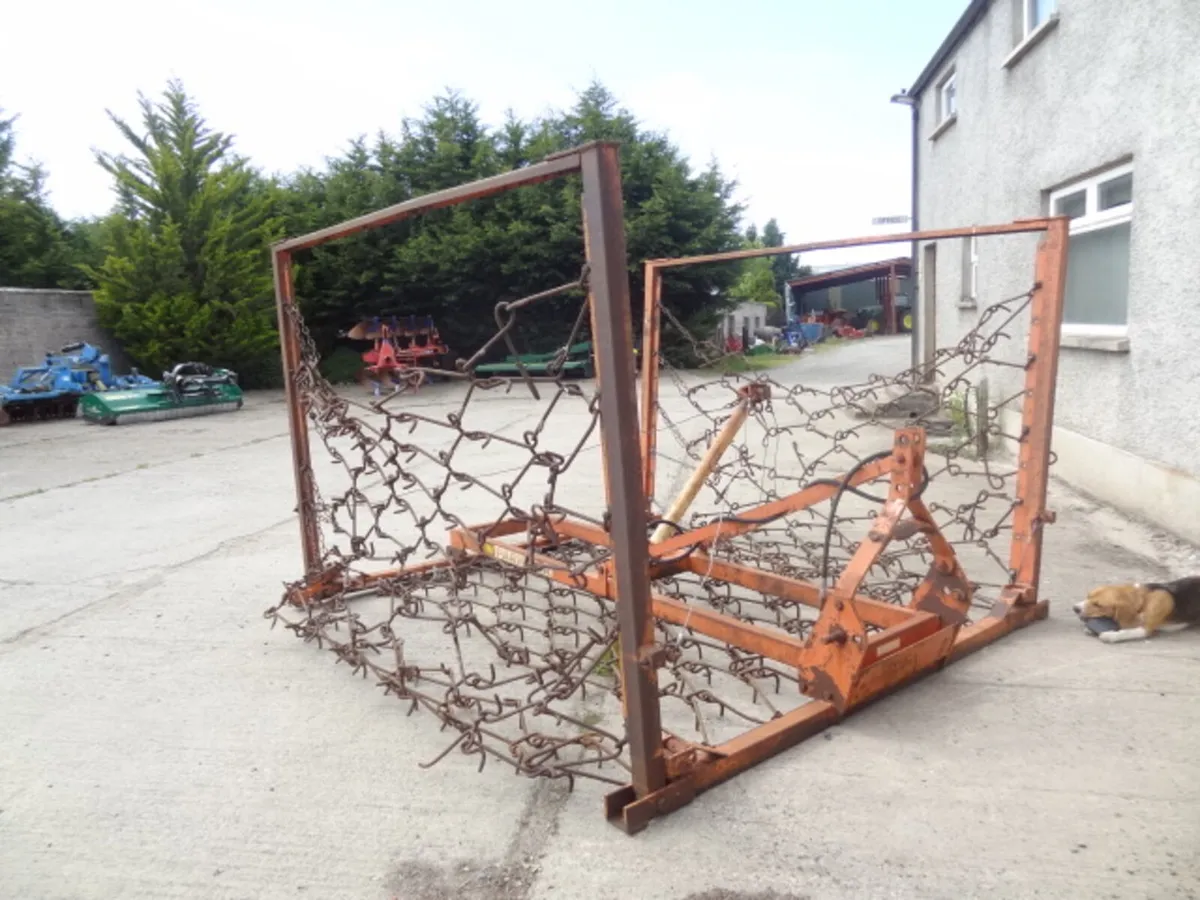 16FT Mounted Hydraulic Folding Chain Harrow - Image 1
