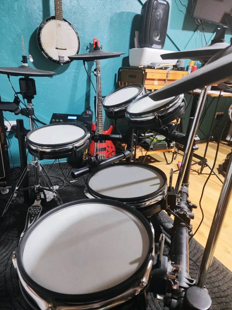 Millennium mps-850 electronic drum kit - Image 1