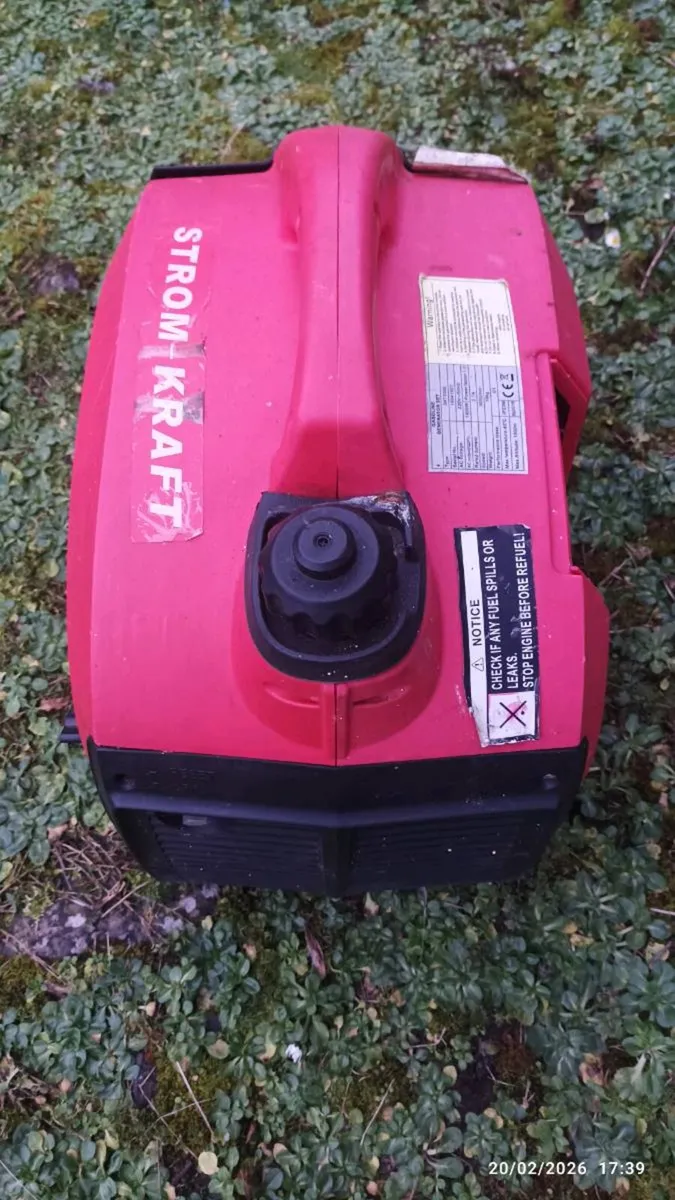 Suitcase Portable Generator 2kw - Image 1