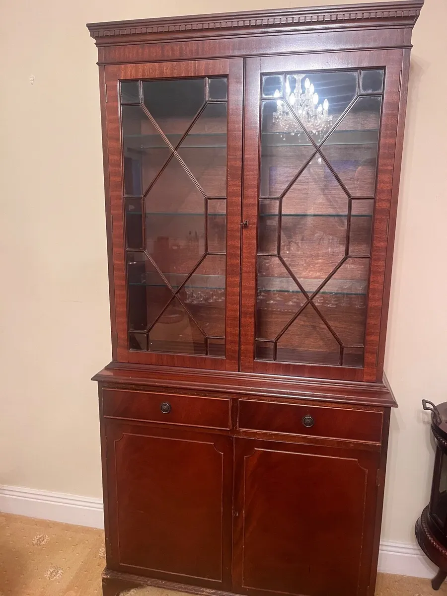 Mahogany Display cabinet - Image 4