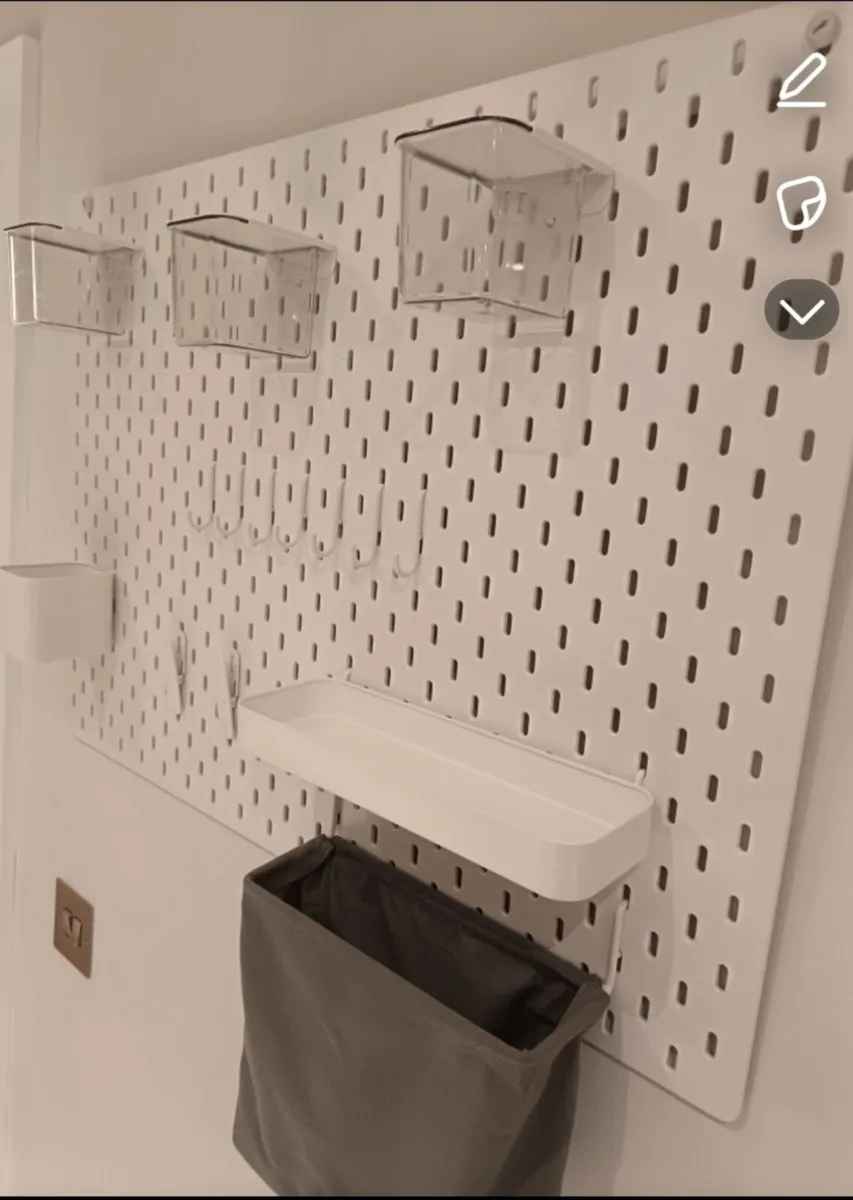 Notice/display board - Image 2