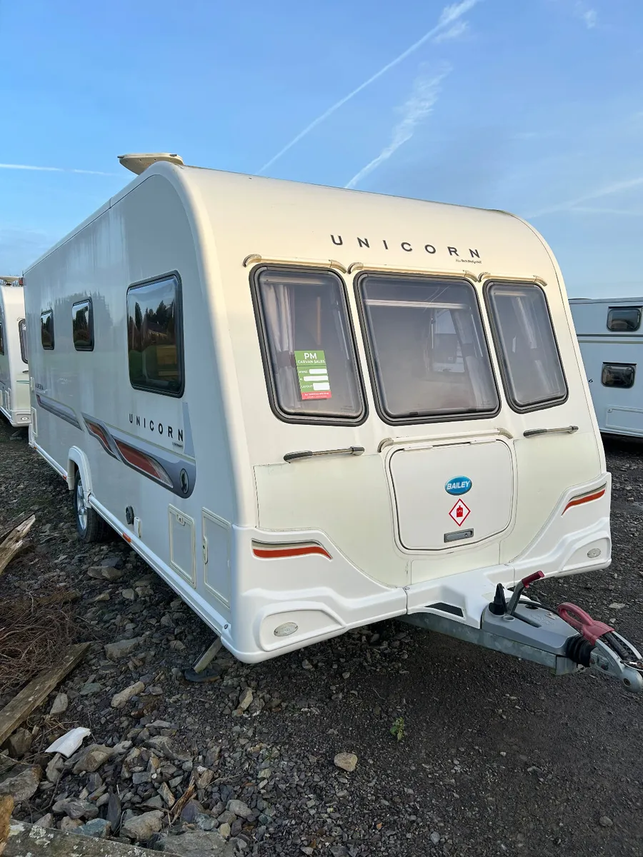 Bailey unicorn caravan - Image 1