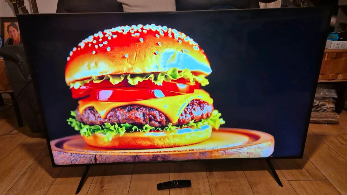 Samsung 55" QLED 4K Smart TV - Image 4