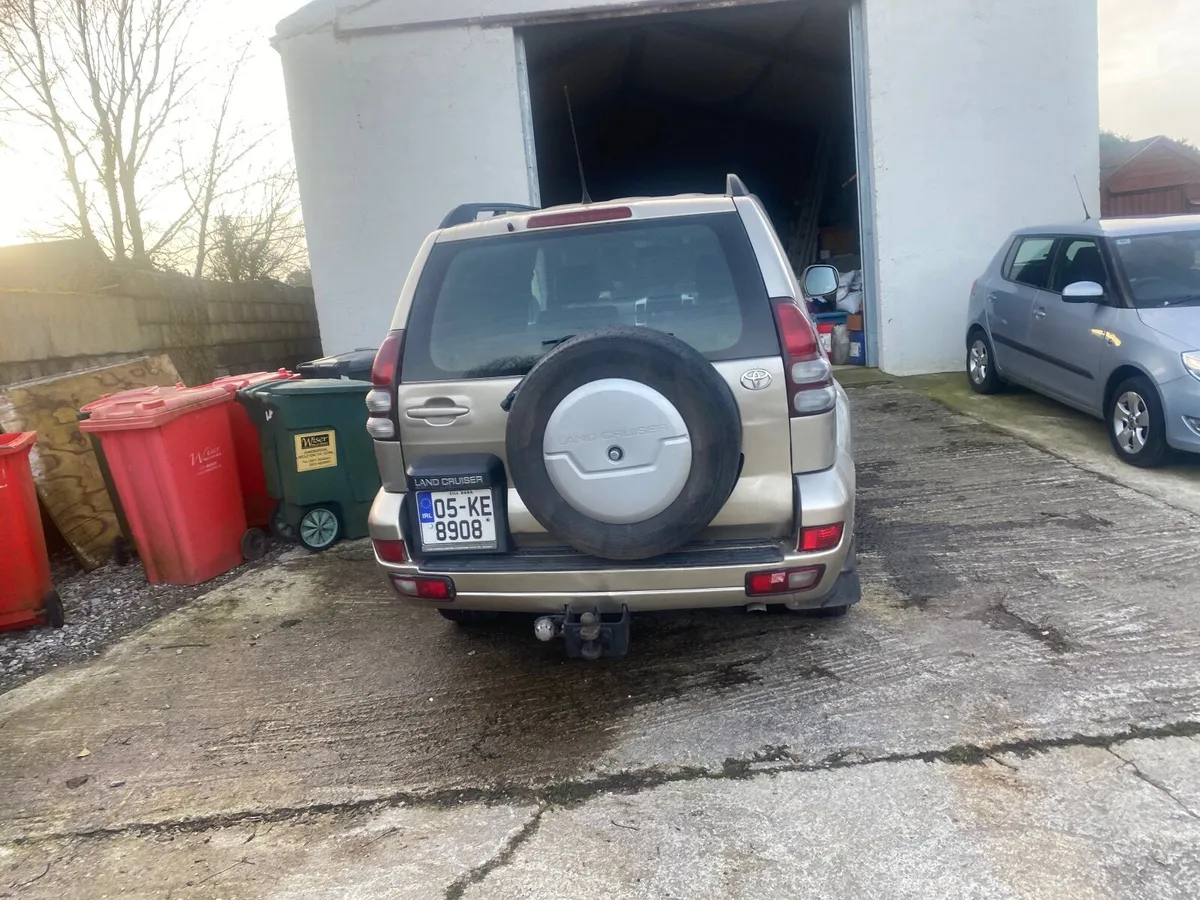 Toyota Landcruiser 2005 - Image 3