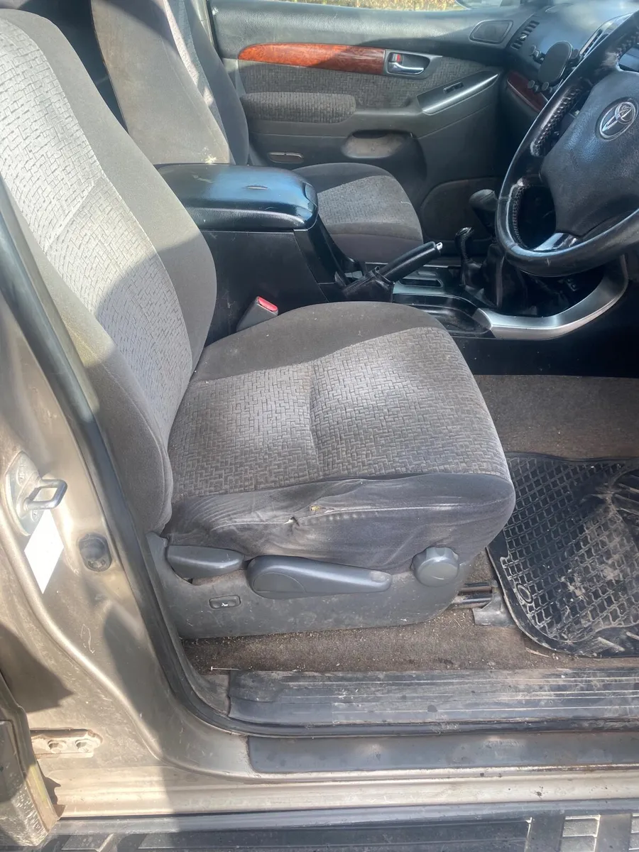 Toyota Landcruiser 2005 - Image 4