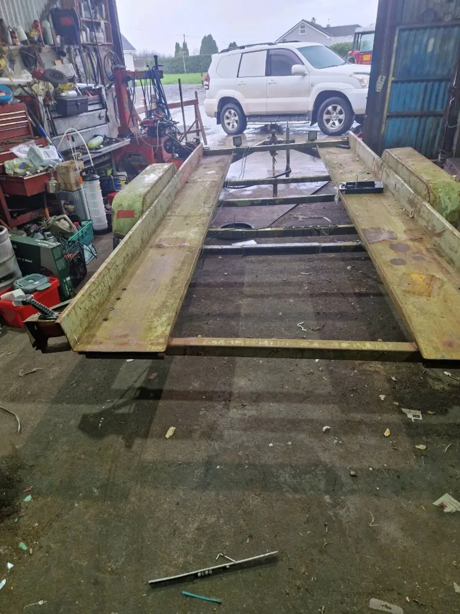 Car transporters - Image 1