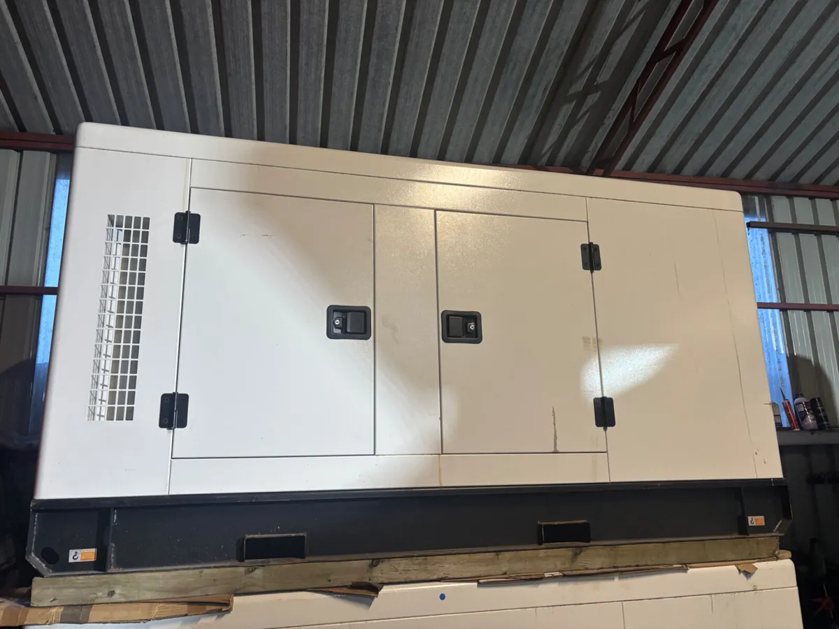 125 k a silent generator NEW