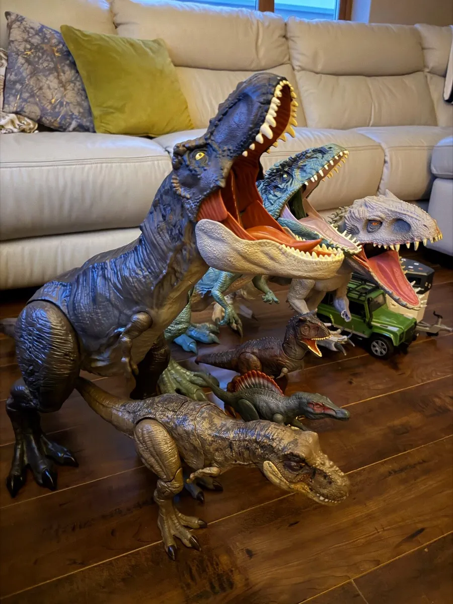 Jurassic World dinosaurs - Image 2