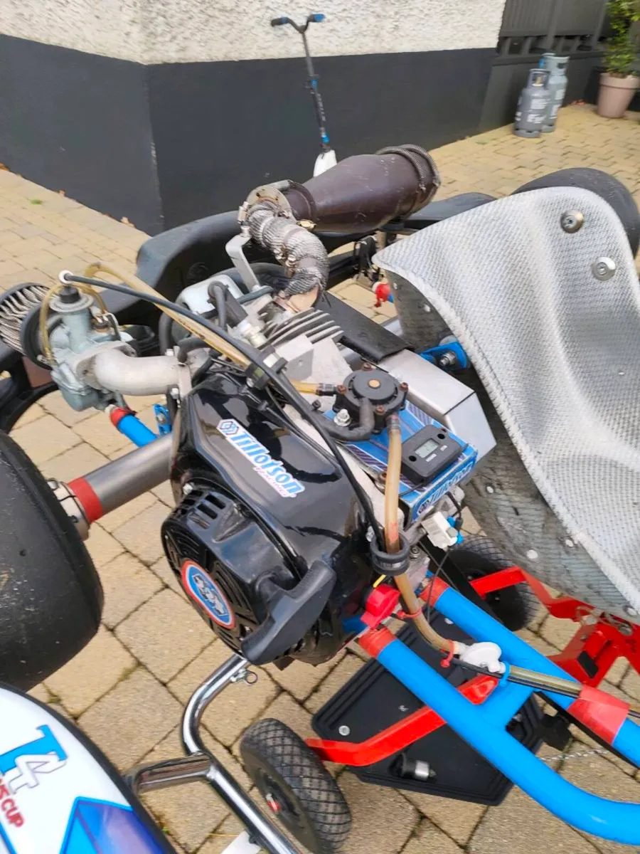Tillotson t4 junior racing go kart - Image 2