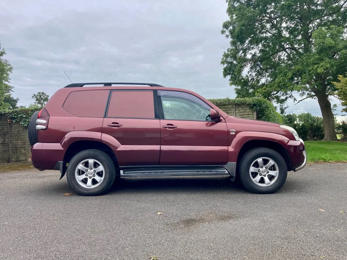 Toyota Land Cruiser LWB - Image 4