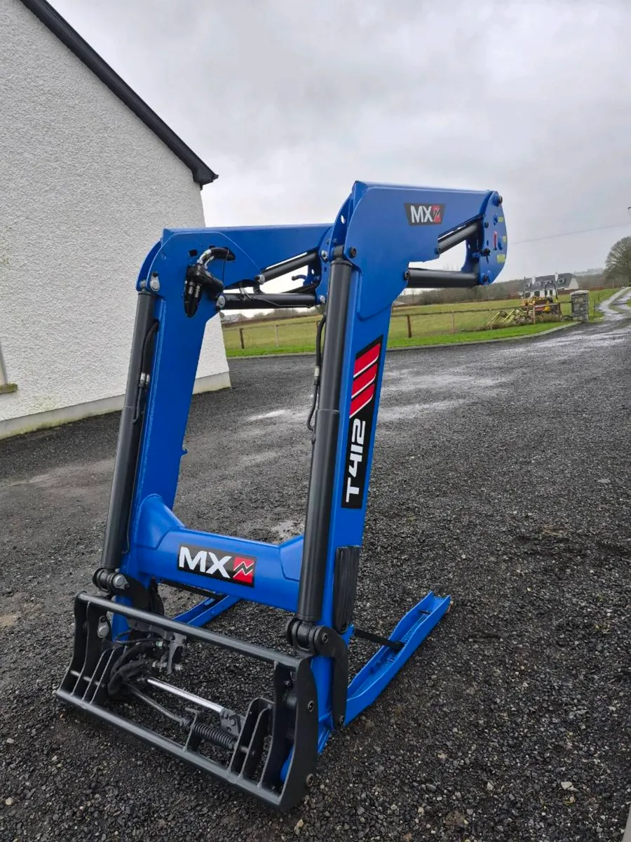 Mx T412 loader - Image 3