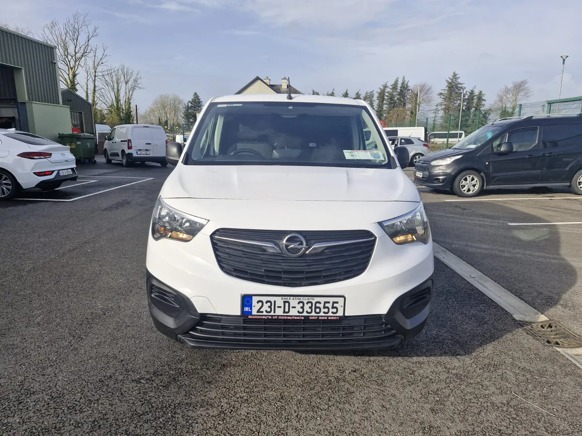 Opel Combo 2023 - Image 2