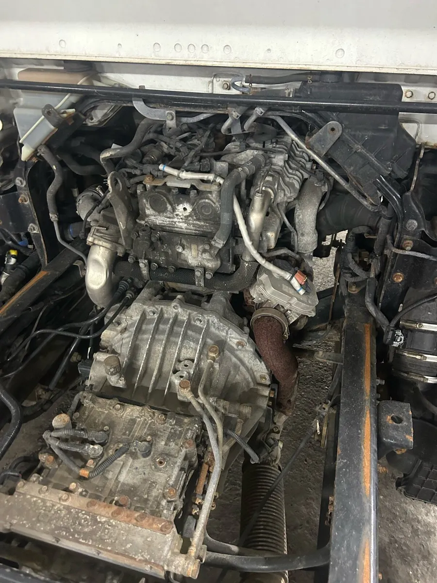 Mitsubishi Canter Fuso - Image 3