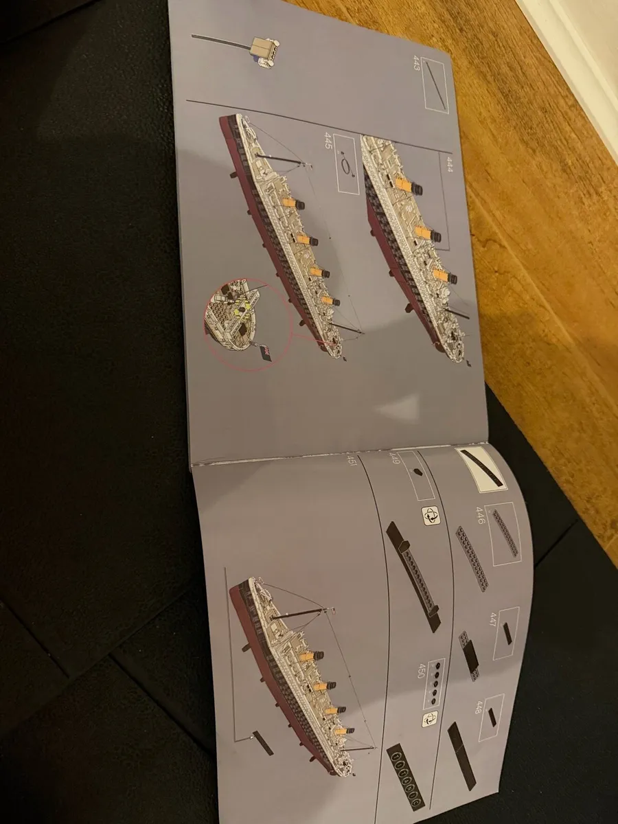 LEGO Titanic - Image 2