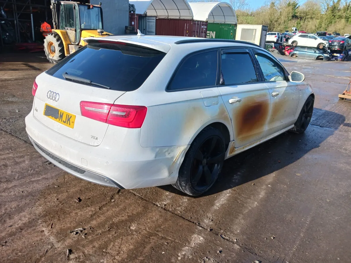 Breaking 2013 Audi A6 2.0 Tdi S-Line Auto - Image 2