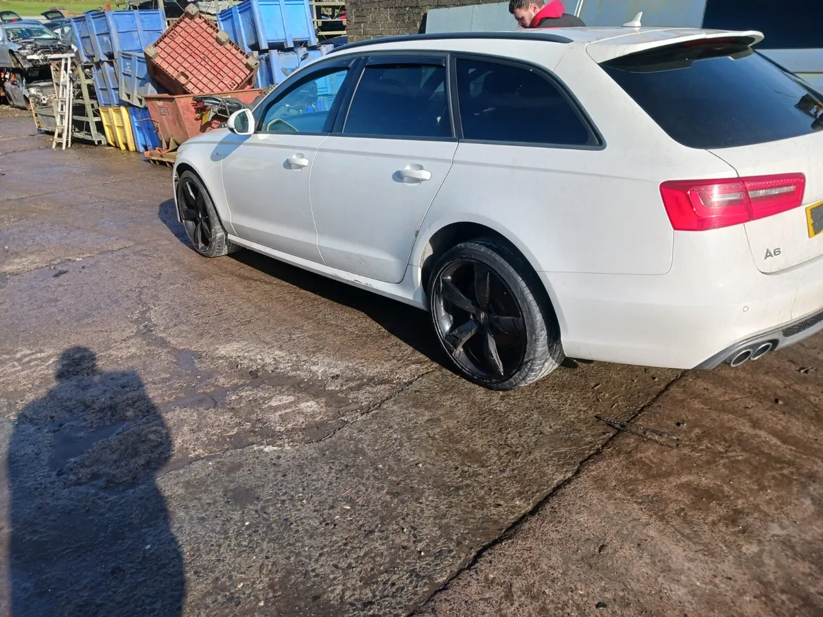 Breaking 2013 Audi A6 2.0 Tdi S-Line Auto - Image 3