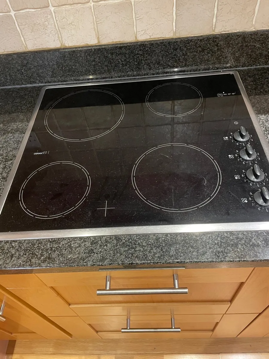 Kitchen units and appliances - Image 4