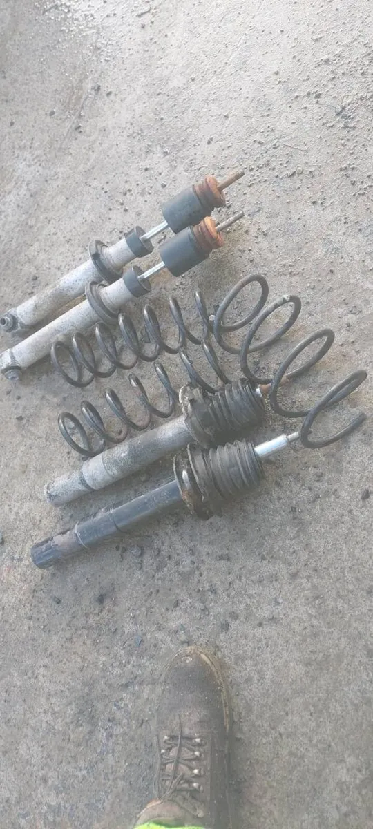 520D e60 msport suspension - Image 1