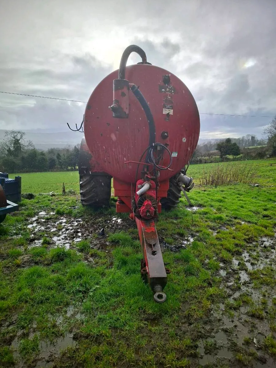 Hi Spec 2,300 Gallon Tanker - Image 3