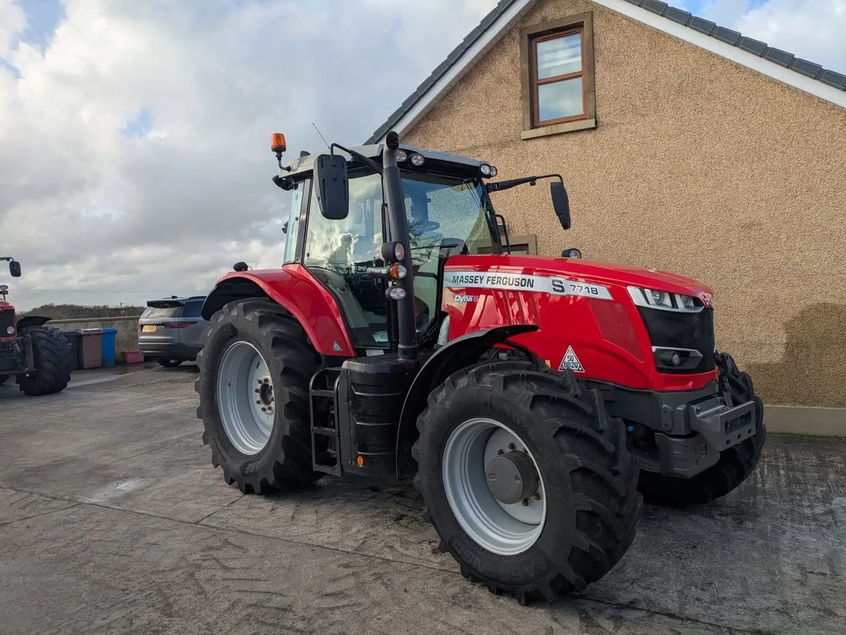 Massey Ferguson 7718 - Image 1