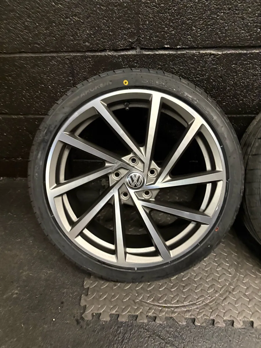 18” Speilbergs - Image 2