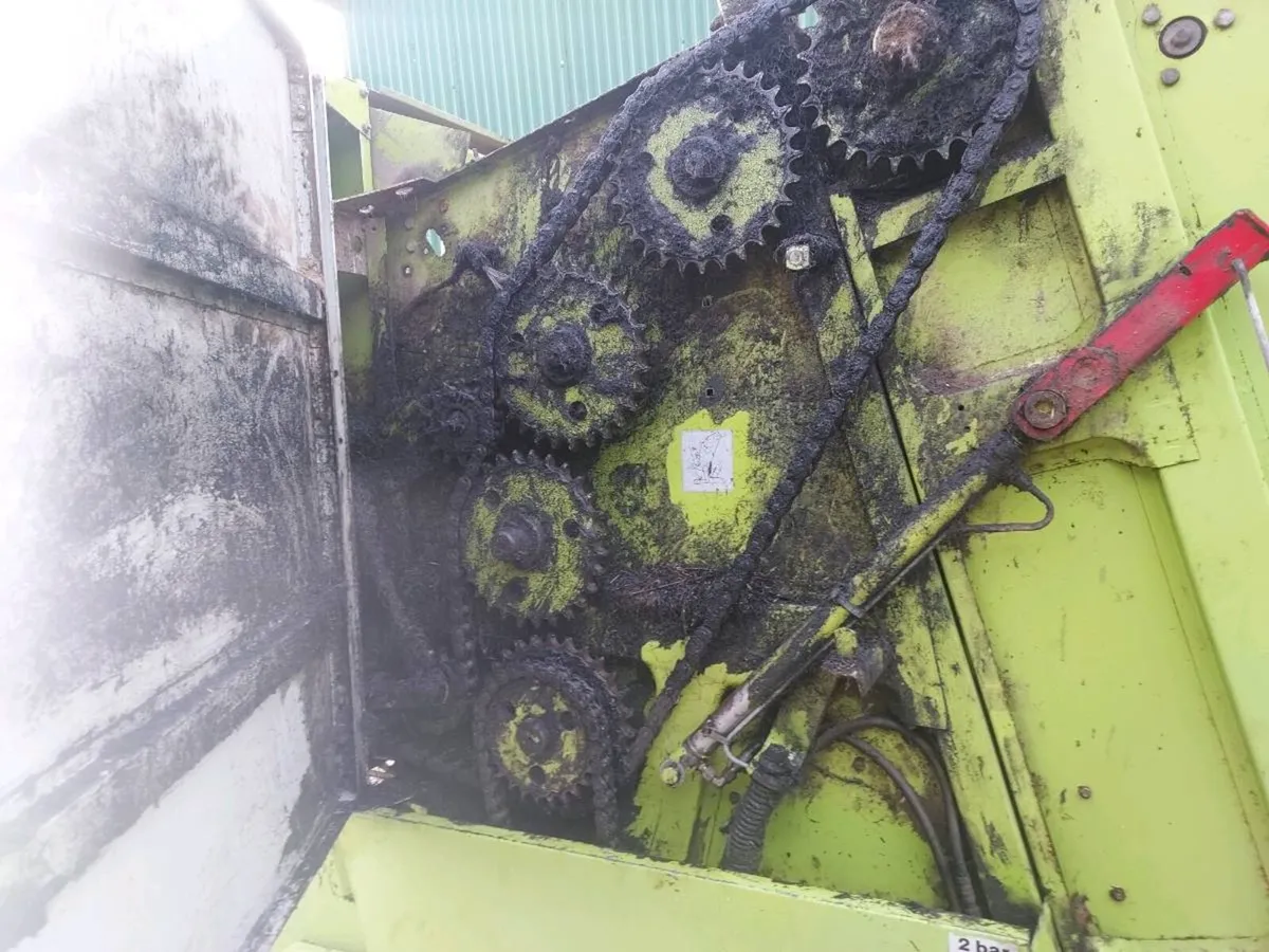 Claas 46 round baler - Image 4