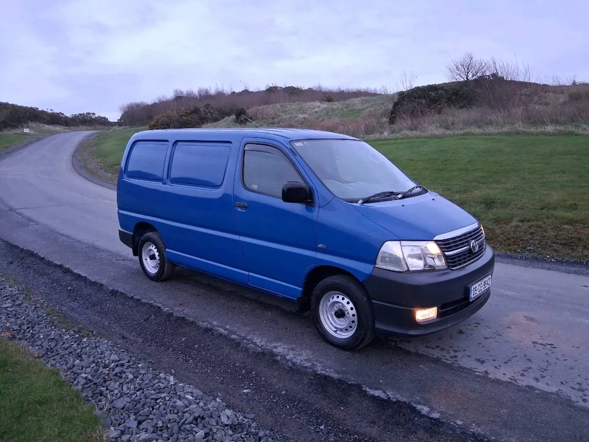 €6950 09 hiace full test mint cond €6950 - Image 1