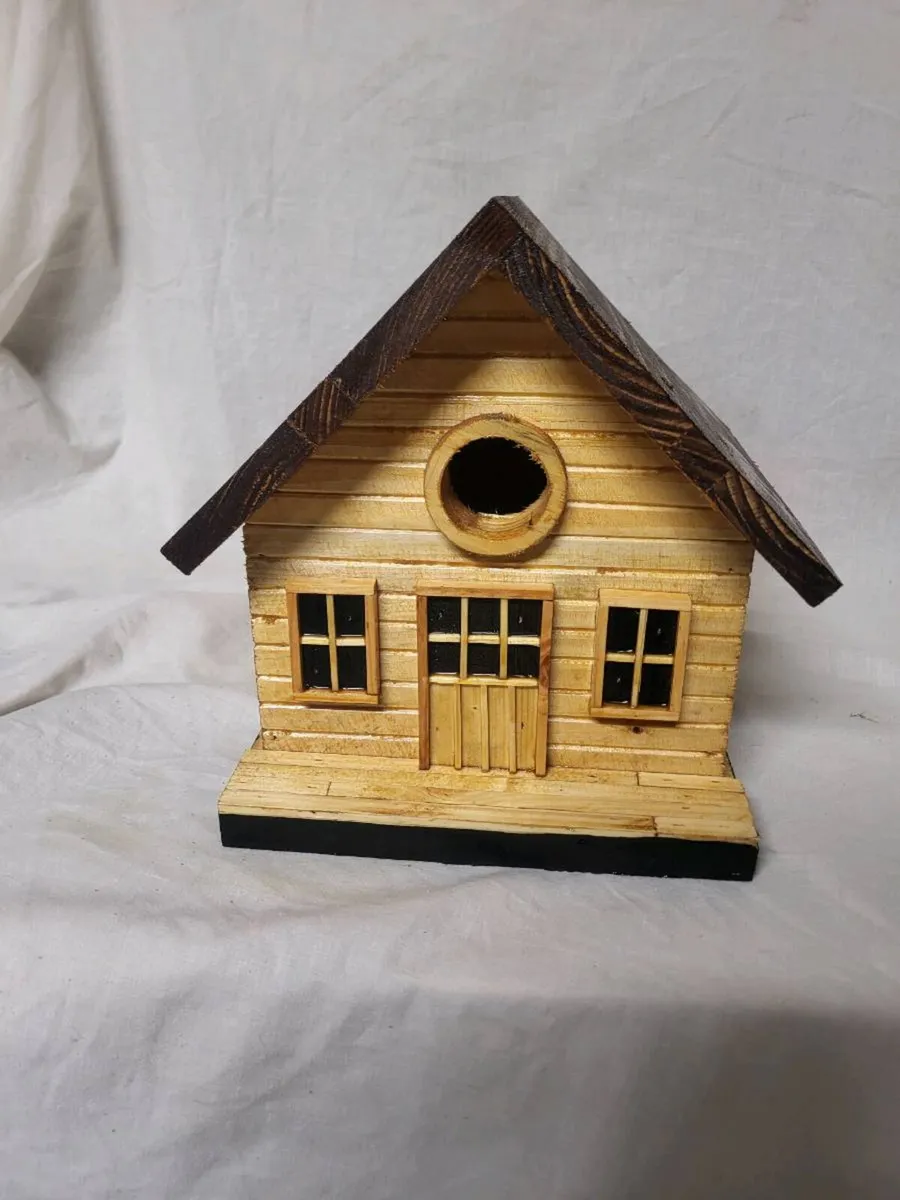 Bird house - Image 1